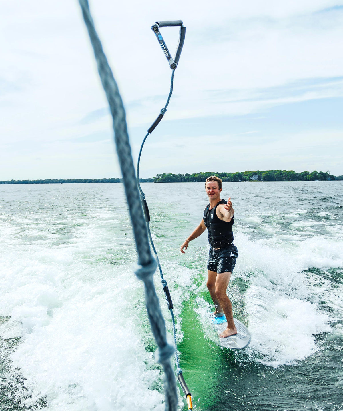 Making Waves: Choosing the Perfect Beginner Water Skis